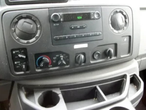 2013 Ford E 350 Club Wagon XLT