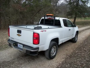 white 2017 Chevrolet Colorado at Mattox Auto Sales