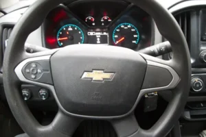 white 2017 Chevrolet Colorado at Mattox Auto Sales